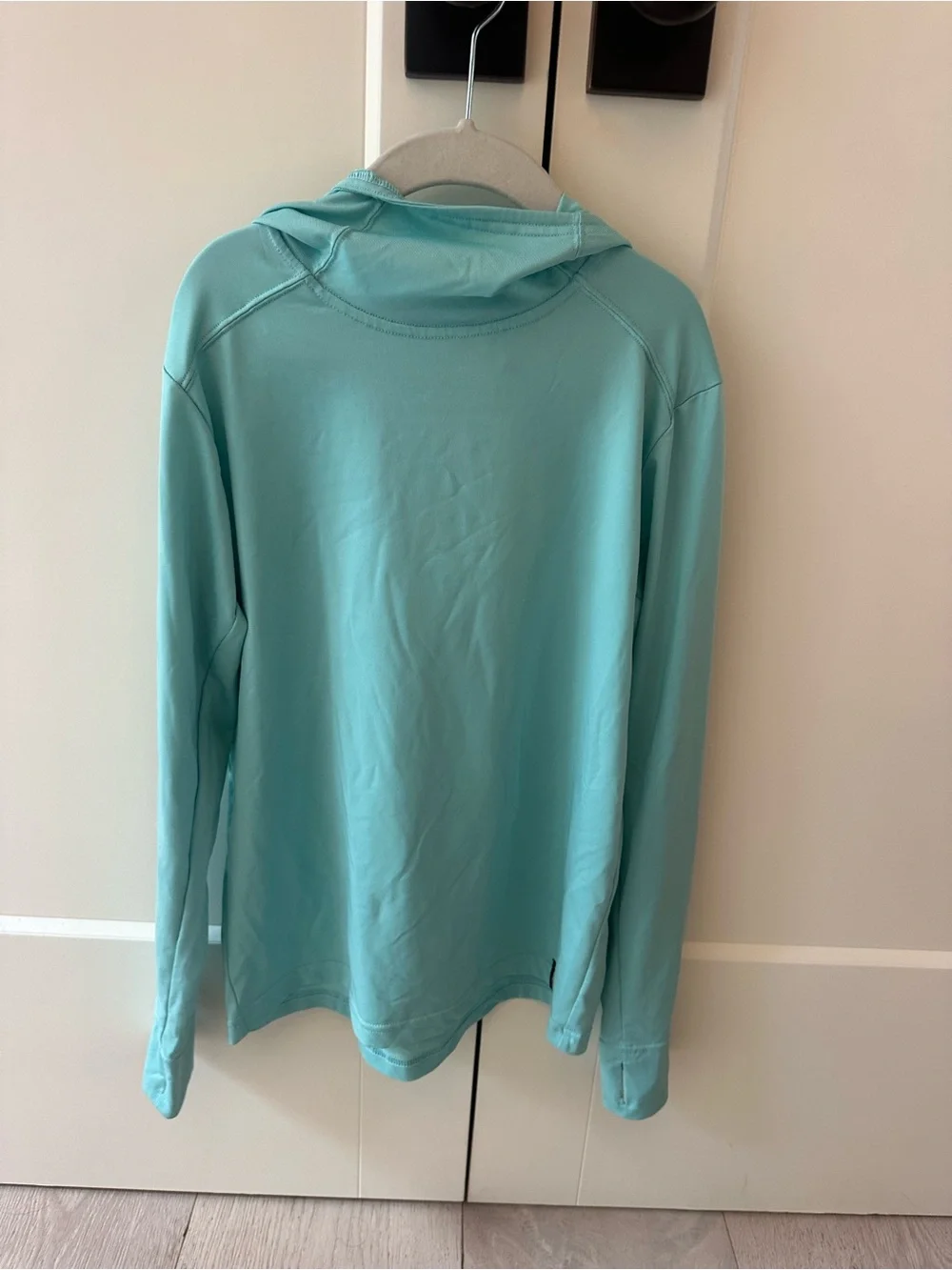 Kids Patagonia Capilene silk weight rash guard/ hoodie - barely worn, like new!